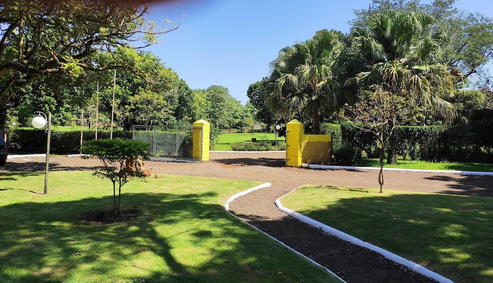 Ipelandia Park Golf Hostel - Foz do Iguaçu