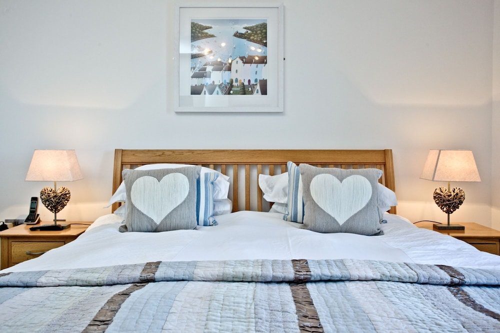 6 At The Beach -  An Apartment That Sleeps 6 Guests  In 2 Bedrooms - Torcross