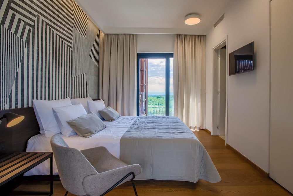 Elegant Istria Villa | 18m Private Pool | Villa Novica Platinum | 4 Bedrooms | Jacuzzi Sauna And Gym - Vrsar