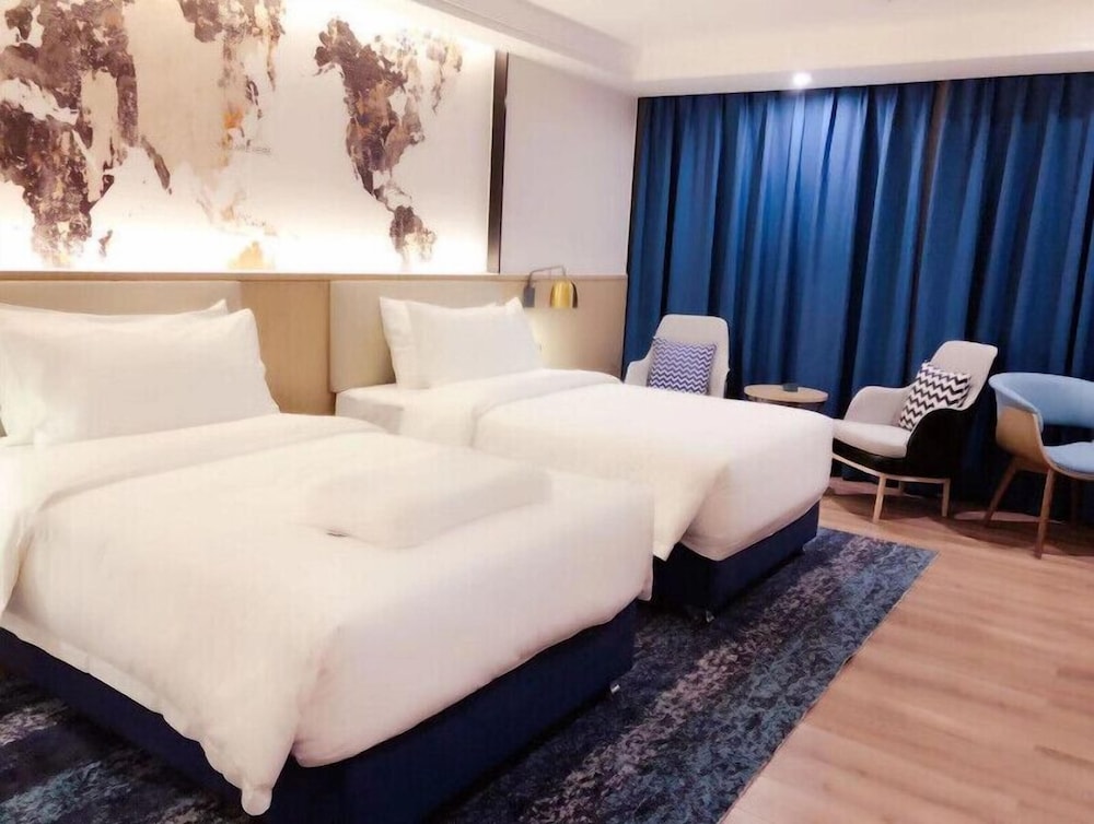 Kyriad Hotel Chengdu Wuhou New City - Chengdú