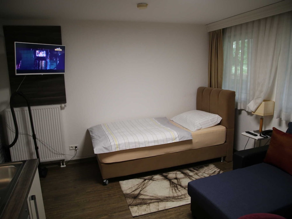 3- Zimmer Apartment - Comfort Boardinghouse - Kornwestheim