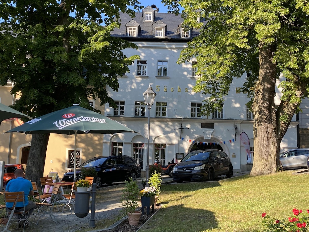 Hotel Sächsischer Hof - Markersbach