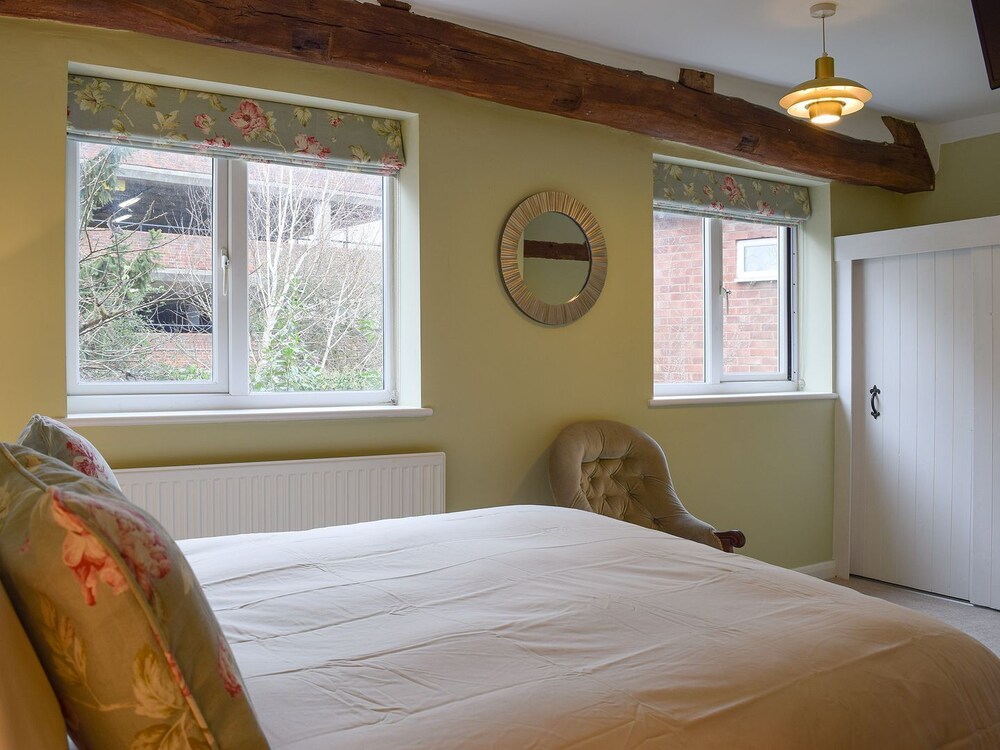 3 Bedroom Accommodation In Stratford-upon-avon - Stratford-upon-Avon