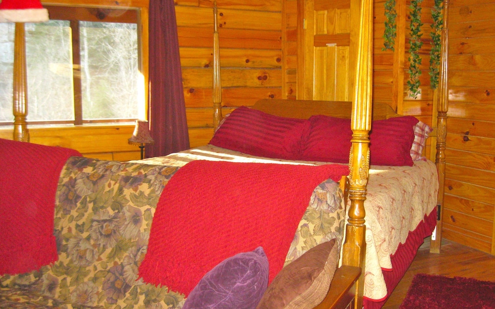 Cozy Secluded Cabin On Spirit Lake With Internet - Powell County, KY