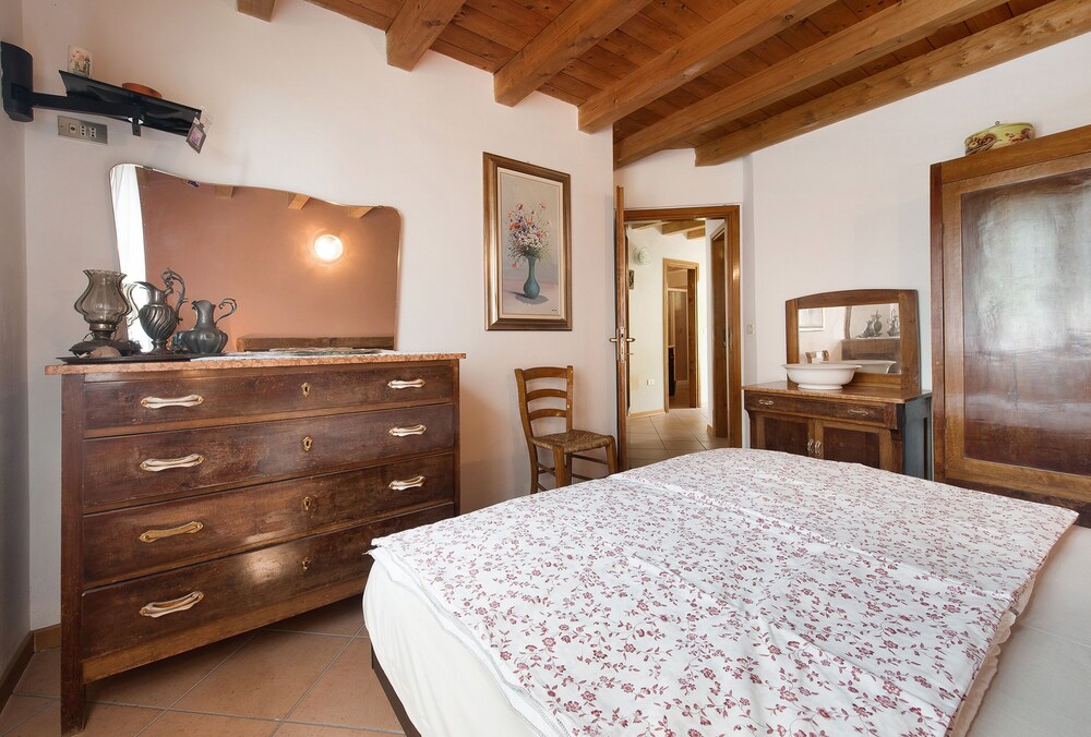 Holiday Apartment With Garden In The Midst Of The Idyllic Surroundings Of Lake Garda - Lake Garda