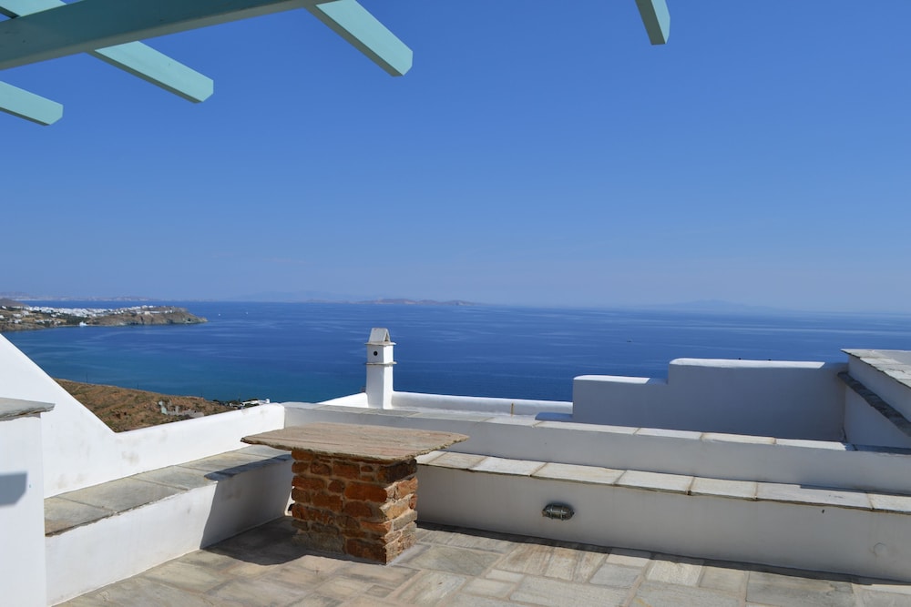 Villa Ioanna Greengrey- Vacation Houses For Rent Close To The Beach - Cicladi