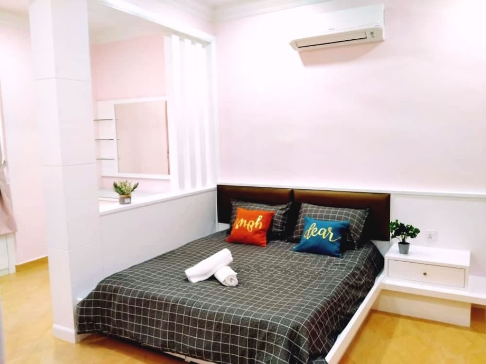 Modern Cozydouble Semi-d 5bedroom House 14pax - Bayan Lepas