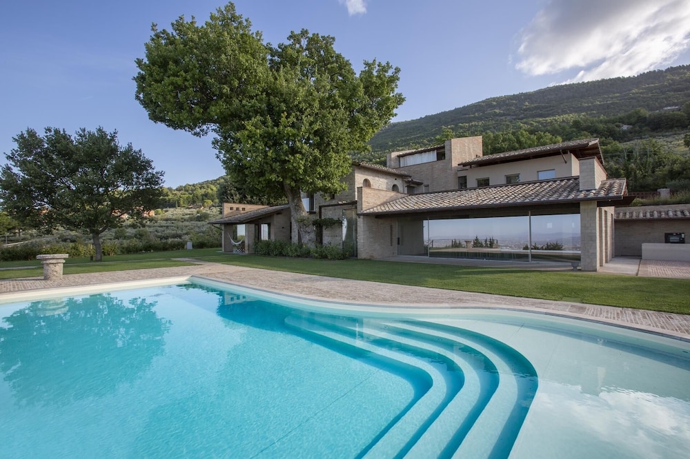 Villa Fé With Swimming Pool In Assisi - Assisi