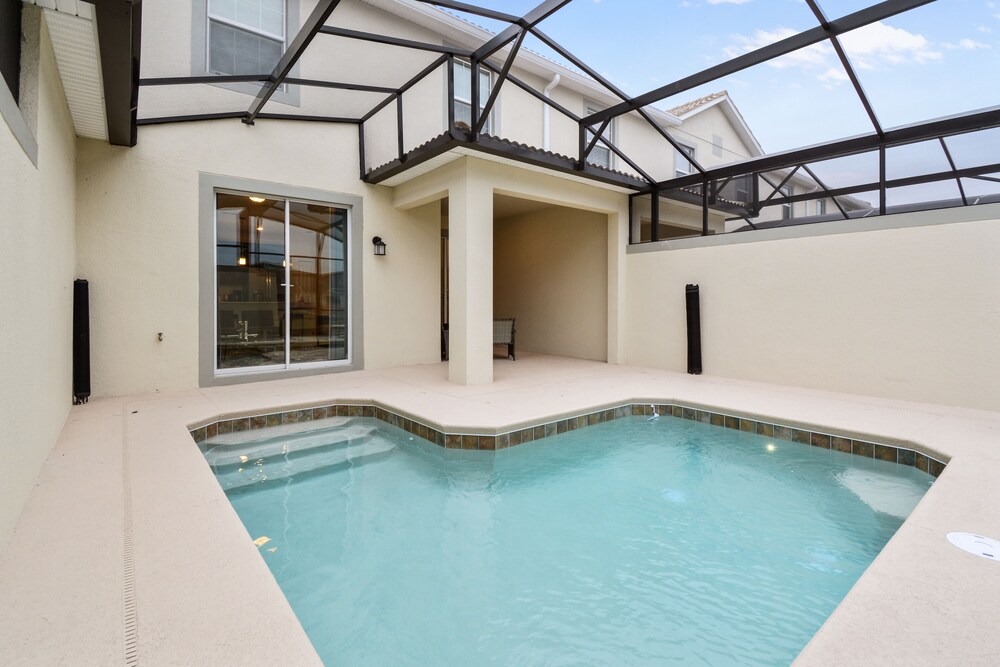 Four Bedrooms W/ Pool Townhome 4841 - Orlando, FL