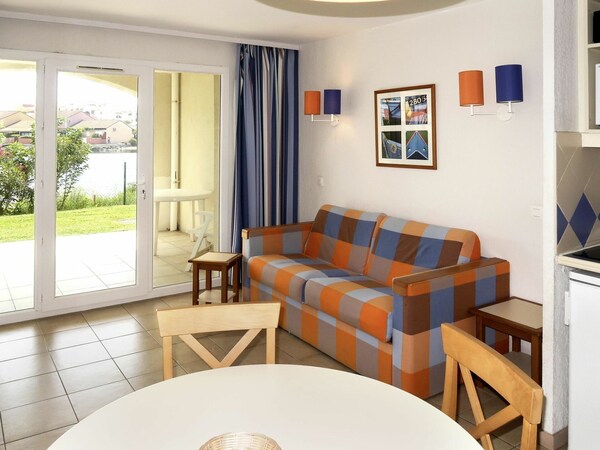 Gezellig Appartement Voor 4 Personen Met Zwembad, Tv, Terras, Parking En Huisdieren Toegestaan - Saint-Laurent-de-la-Salanque