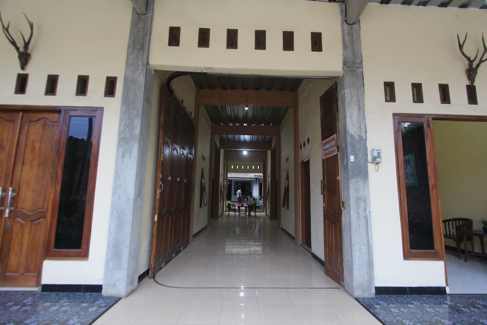 Homestay Sekar Syariah - Borobudur