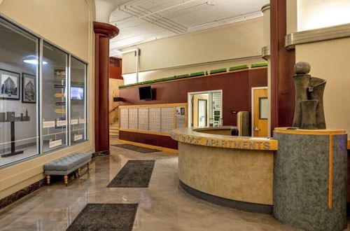 MeridianKessler, IN airbnb, hotels and vacation rentals