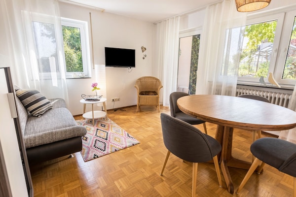 Appartement Confortable "Rosengarten" Près Du Lac De Constance Avec Wi-fi, Terrasse Et Jardin - Allensbach