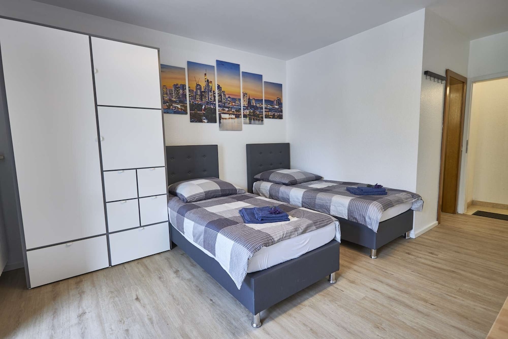 Business Studio Apartment In A Modern Boarding House - Public Transport Connection - Free Bikes - Offenbach