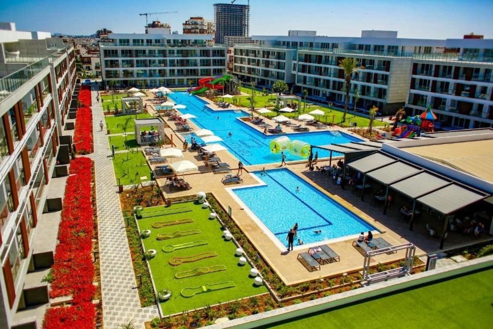 Courtyard Long Beach Holiday Resort - Cyprus