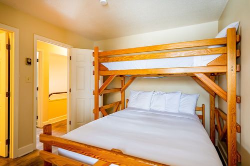 Steamboat Springs Cabins at the Best Price cozycozy