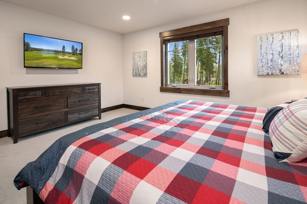 New Home With Low Rates! In The Heart Of Suncadia Resort | Hot Tub | Wifi - Roslyn