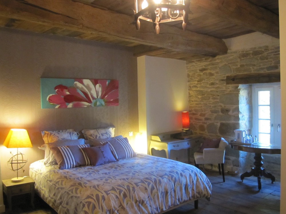 Charming 15th Century Residence - Morbihan
