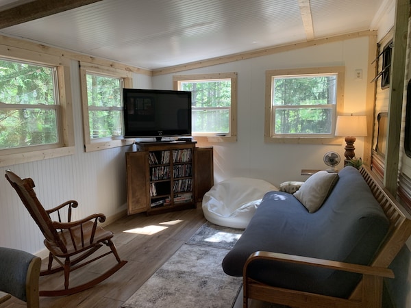 Quiet And Secluded Campercabin At Camp Northern Lights - Wisconsin