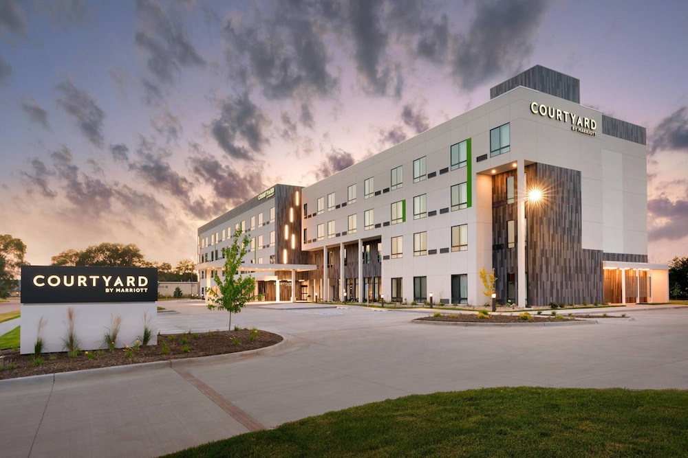 Courtyard By Marriott Ames - Iowa State University, Ames