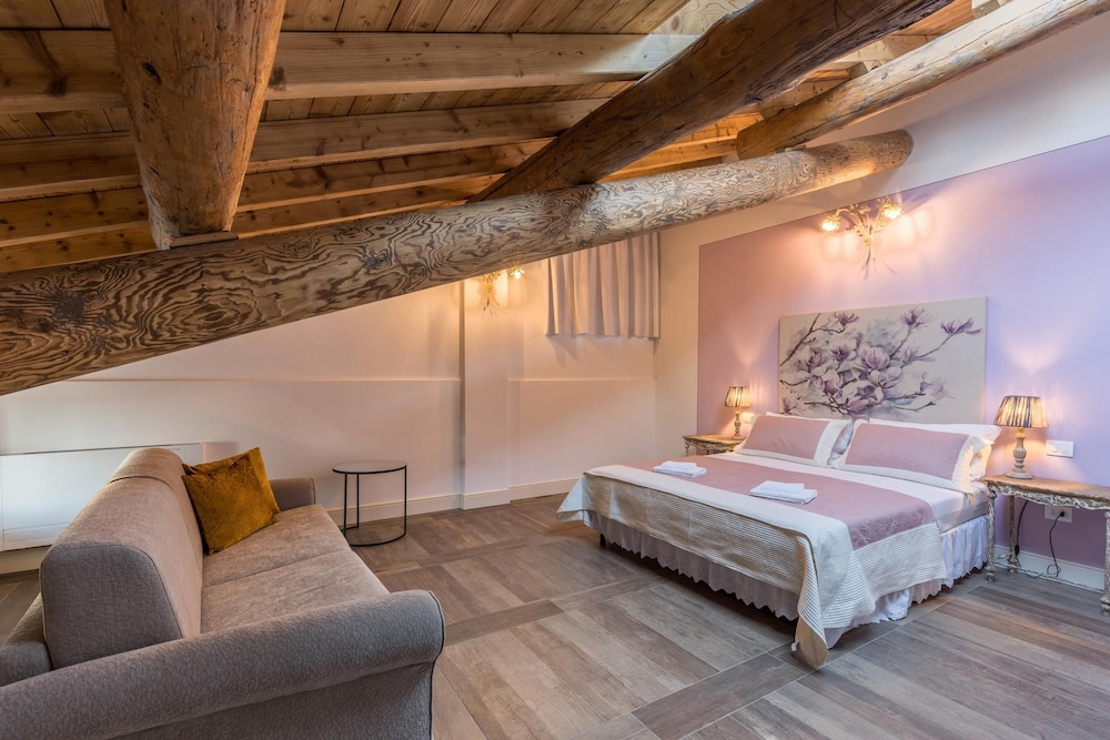 Appartement "Ontano" Dans Le Style D'une Ferme Avec Wi-fi, Jardin Et Piscine Partagés - Desenzano del Garda