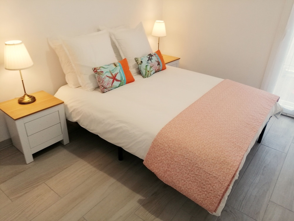 3* Holiday Flat With Clear View Of Mont Saint Clair, Wifi, Air Conditioning - Balaruc-le-Vieux