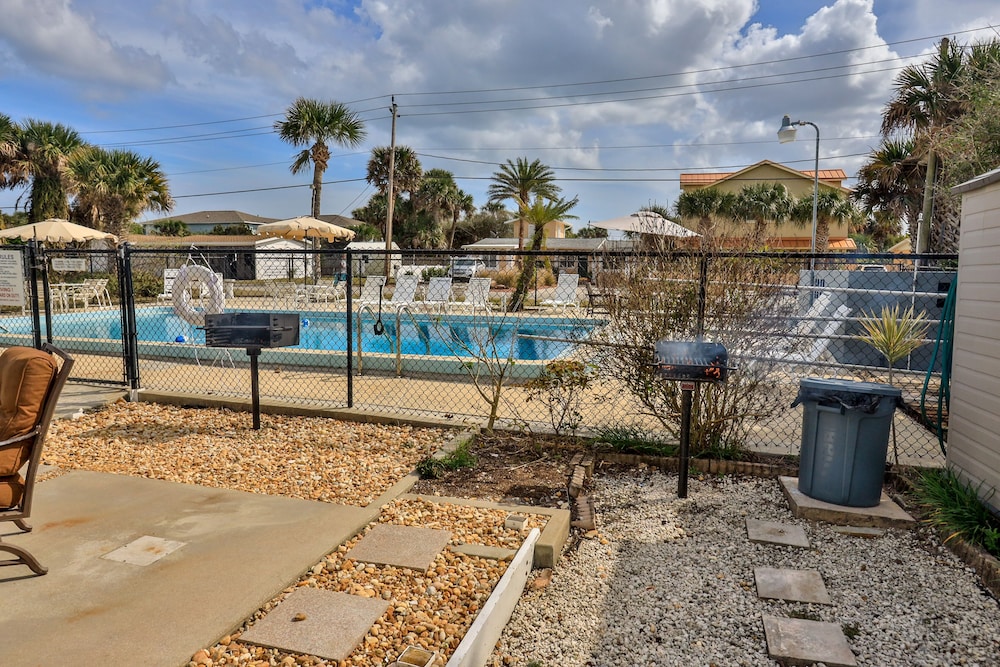 Ocean Eleven Suites - New Smyrna Beach, FL