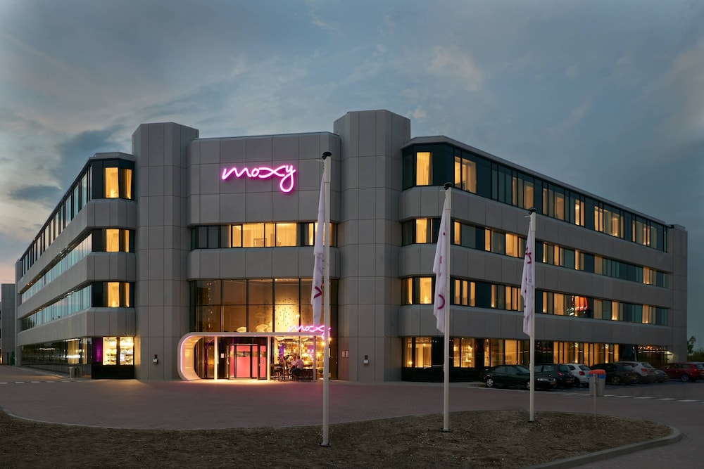 Moxy Amsterdam Schiphol Airport - North Holland