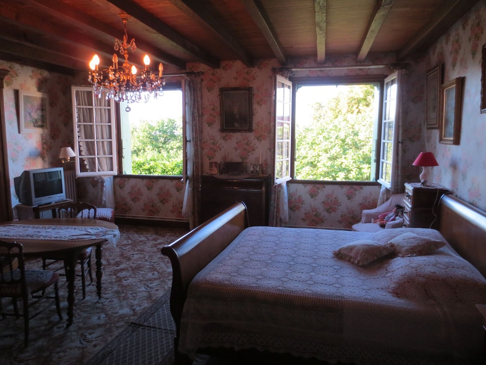 Casa Indipendente Nel Piccolo Villaggio In Paese - Périgord