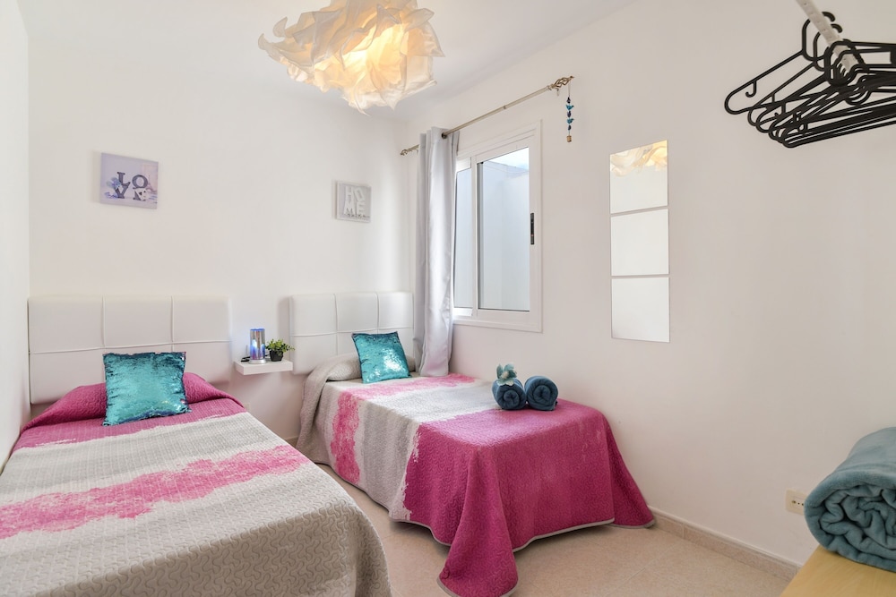 Charming Holiday Apartment “Apartamento Anaca 2” Next To The Beach - Playa Blanca, Las Palmas, Spain