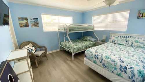 Come Relax By Beach, Spacious Family 2 Bed, Close To The Beach & Jetty - Freeport