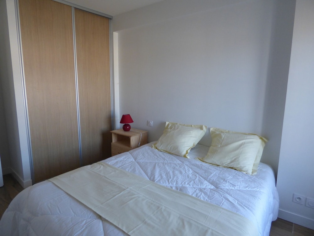 Apartment La Rochelle, 1 Bedroom, 2 Persons - Puilboreau