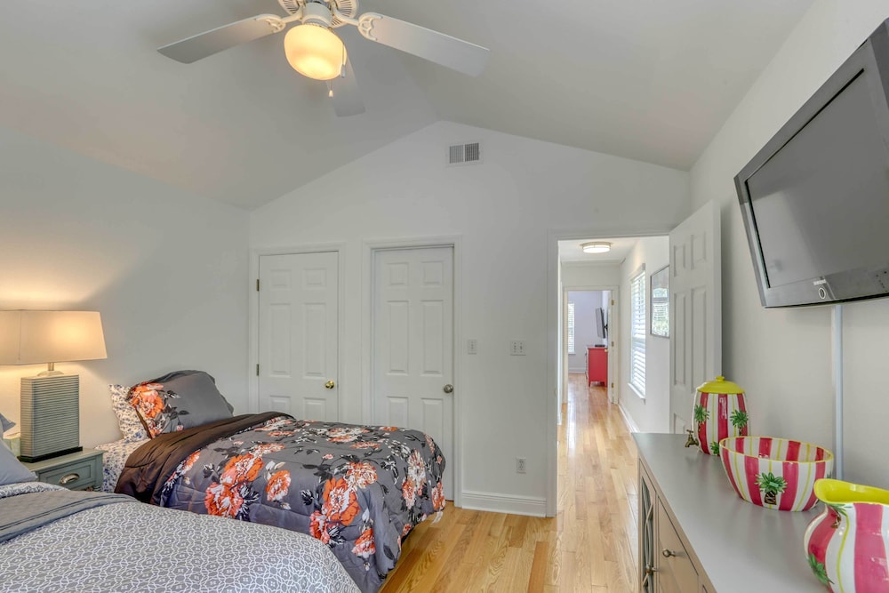Pet-Friendly Tallahassee Home 5Mi to Downtown - Tallahassee, FL