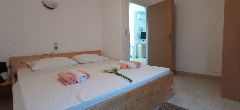 Comfort Triple Bedroom Apartment In Luxury Villa Kula - Privlaka