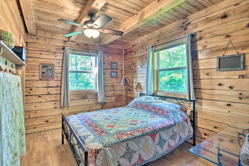 Smoky Mountain Log Cabin Close To Rafting! - Tennessee