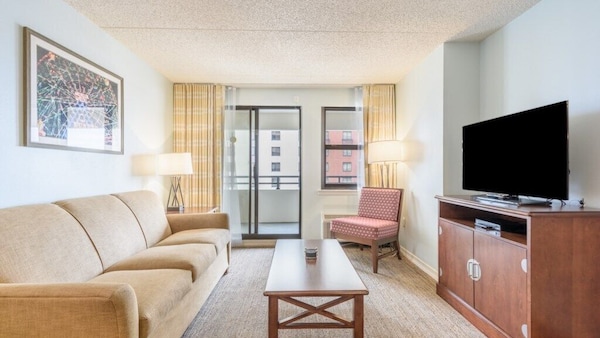Club Wyndham Skyline Tower, New Jersey, 1 Bedroom Deluxe Suite - Egg Harbor Township, NJ