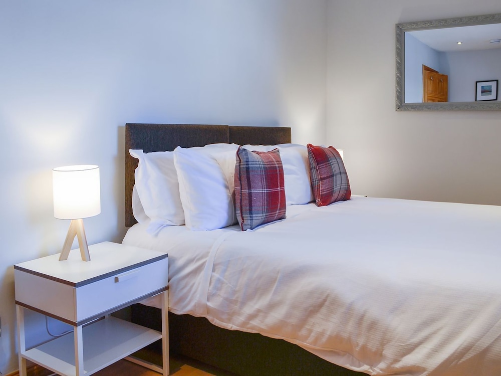 3 Bedroom Accommodation In Drumnadrochit, Near Inverness - Loch Ness