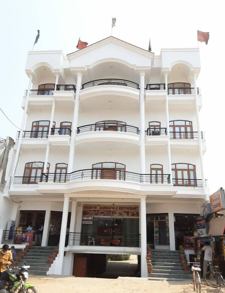 Hotel Krishan Kanhiya - Jaunpur