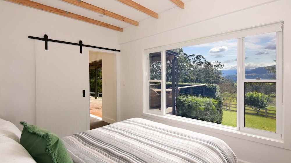 Maple Cottage - Gorgeous Character Filled Cottage - Kangaroo Valley
