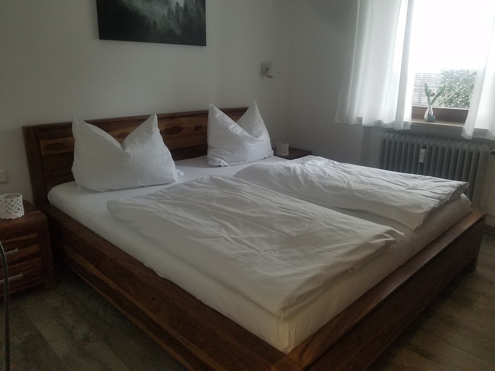 Quietly Located Vacation Apartment In Pfronten - Allgäu