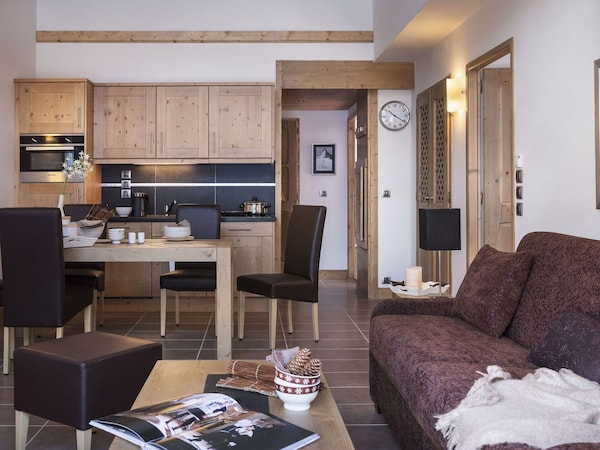 Beautiful Apartment For 6 Guests With Hot Tub, Pool, Wifi, Tv, Balcony, Pets Allowed And Parking - Sainte-Foy-Tarentaise