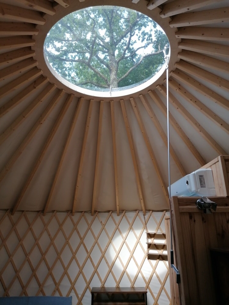 Contemporary Yurt At The Edge Of A Pond (Fishing) All New - Saône-et-Loire
