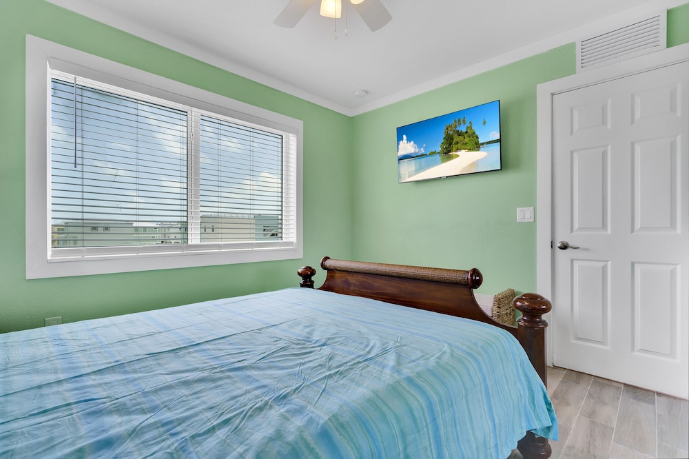 Ocean Teal 3 Story Home - Key Largo, FL