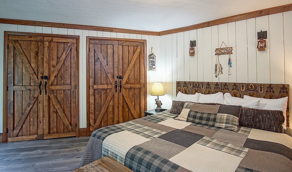 South Westridge 70-20, 5 Br Home - Snowshoe Mountain Resort, WV