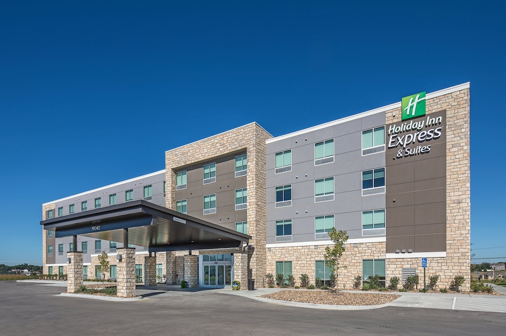 Holiday Inn Express And Suites West Omaha - Elkhorn, An Ihg Hotel - Bennington, NE