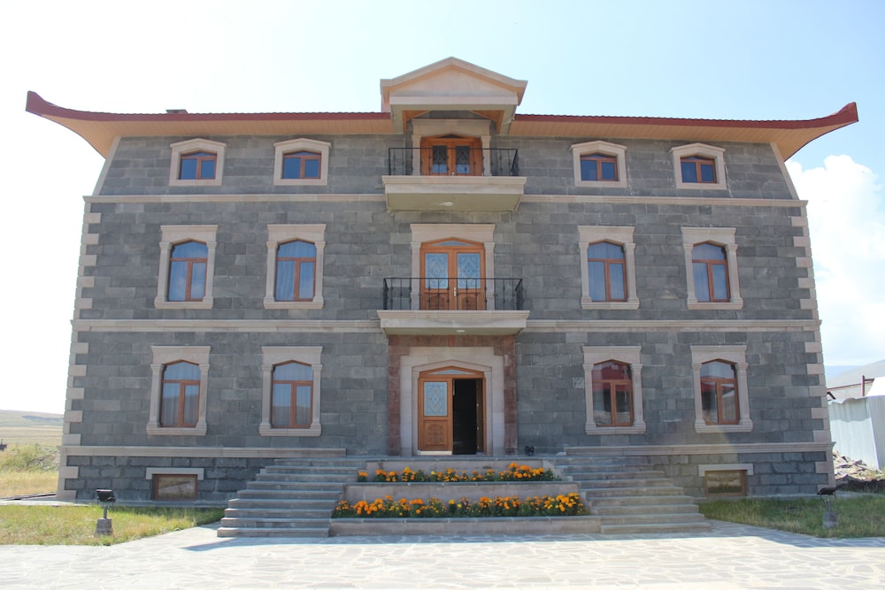 Lake Cildir Lodge - Doğu Anadolu Bölgesi