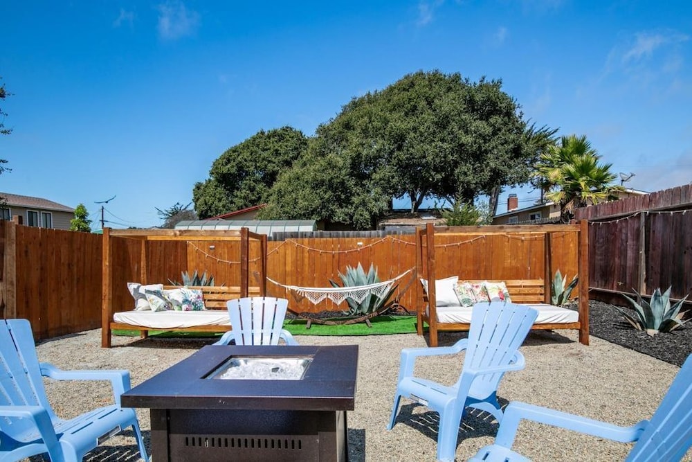 Jacuzzi, *Pet Friendly* Trendy Home, Short Drive To Monterey Attractions! - Carmel Valley, CA