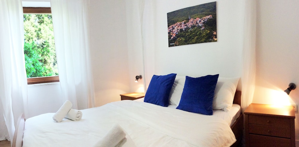 Apartment 1 - Terrasse Mit Zwei Schlafzimmern Und Meerblick - Kroatien