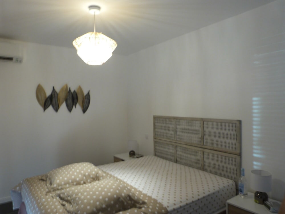 Agosta Plage, T4, Sea View, 3 Bedrooms (6-8 People), 2km From The Beach And Shops - Porticcio