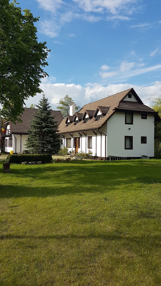 Briza De Munte Is The Perfect Place For Your Vacation In Bran - Râșnov Romacril